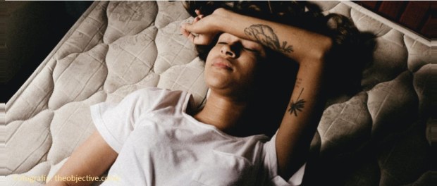 001 Modelo foto destacada