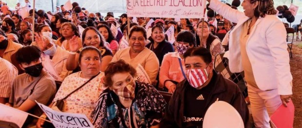 01 Modelo foto destacada