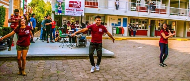 01 Modelo foto destacada