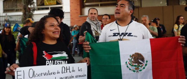 01 Modelo foto destacada