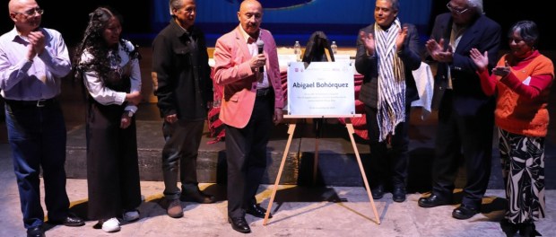 01 Modelo foto destacada