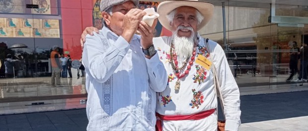 01 Modelo foto destacada