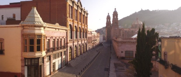 01 Modelo foto destacada